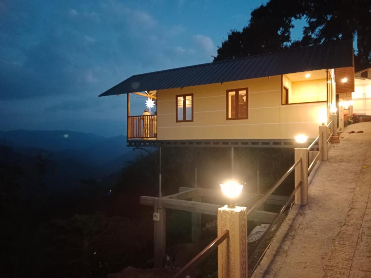 Cloudscape Homestay Pīrmed Zewnętrze zdjęcie