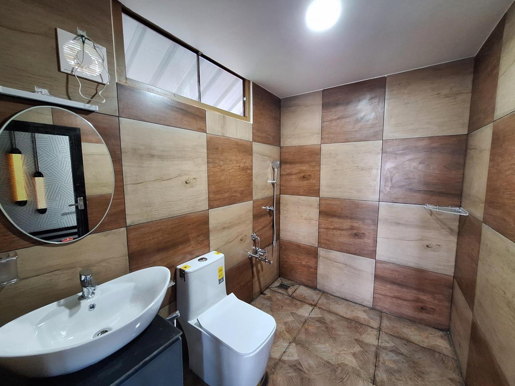 Cloudscape Homestay Pīrmed Zewnętrze zdjęcie