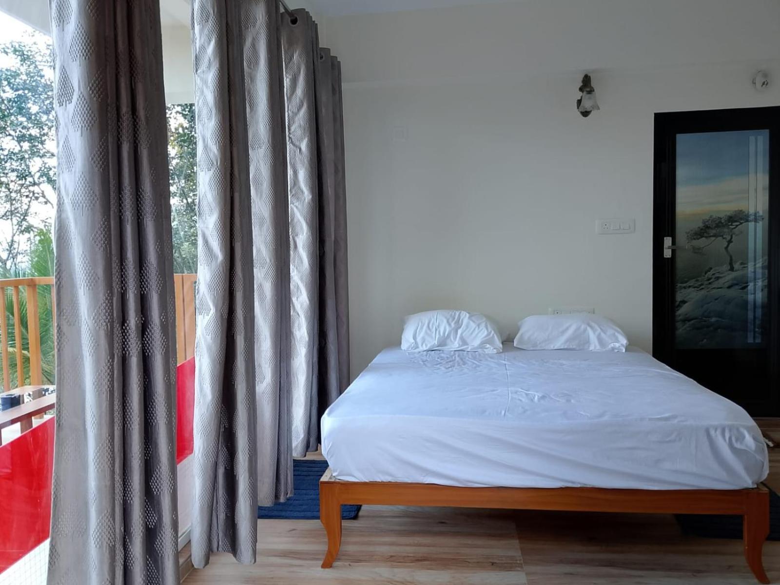 Cloudscape Homestay Pīrmed Zewnętrze zdjęcie