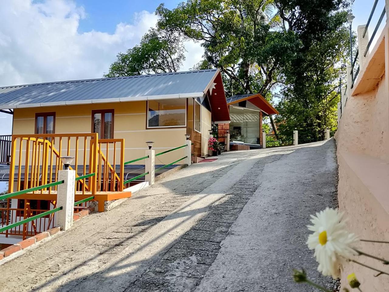 Cloudscape Homestay Pīrmed Zewnętrze zdjęcie