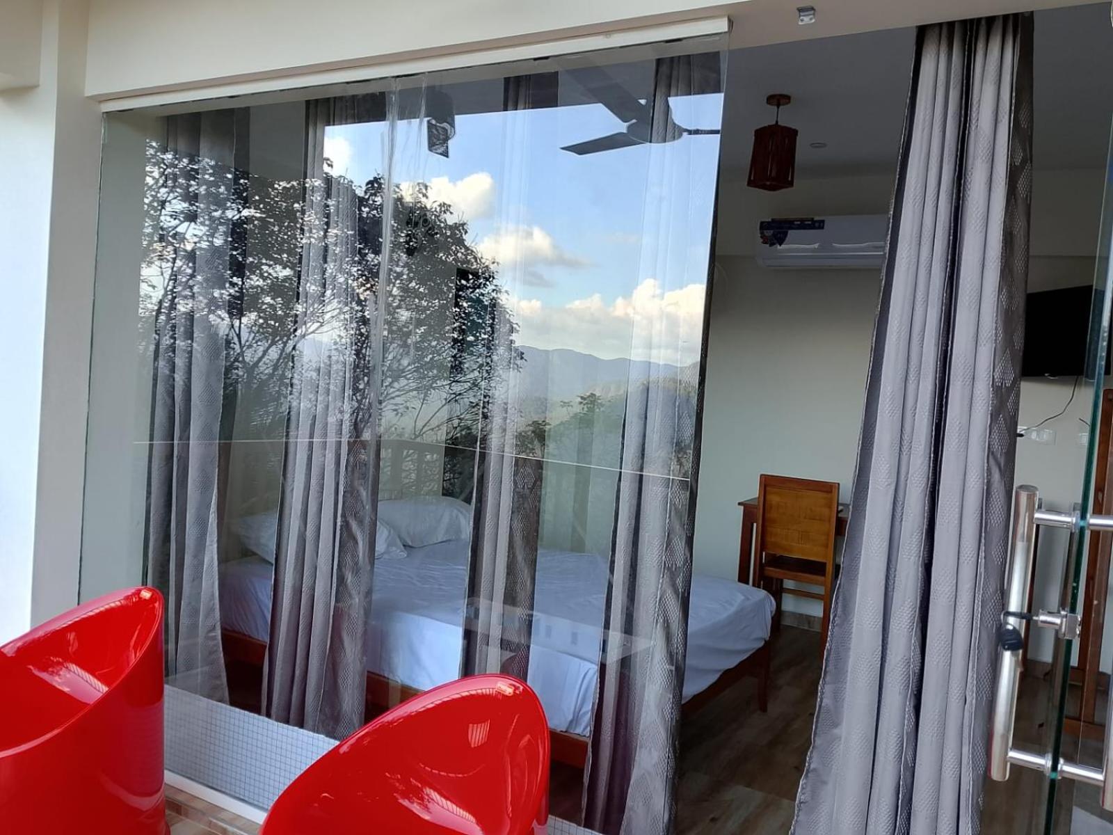 Cloudscape Homestay Pīrmed Zewnętrze zdjęcie