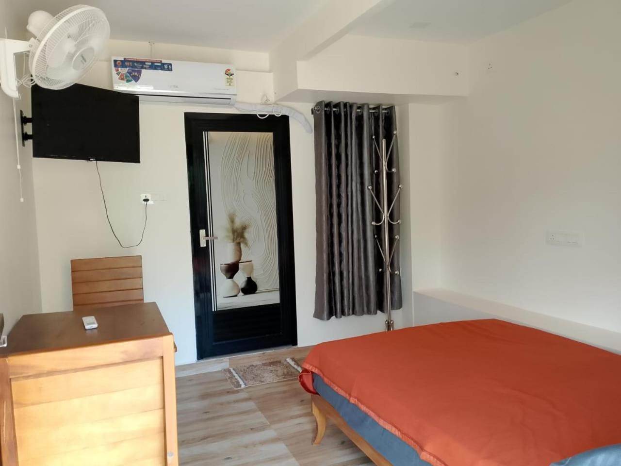 Cloudscape Homestay Pīrmed Zewnętrze zdjęcie